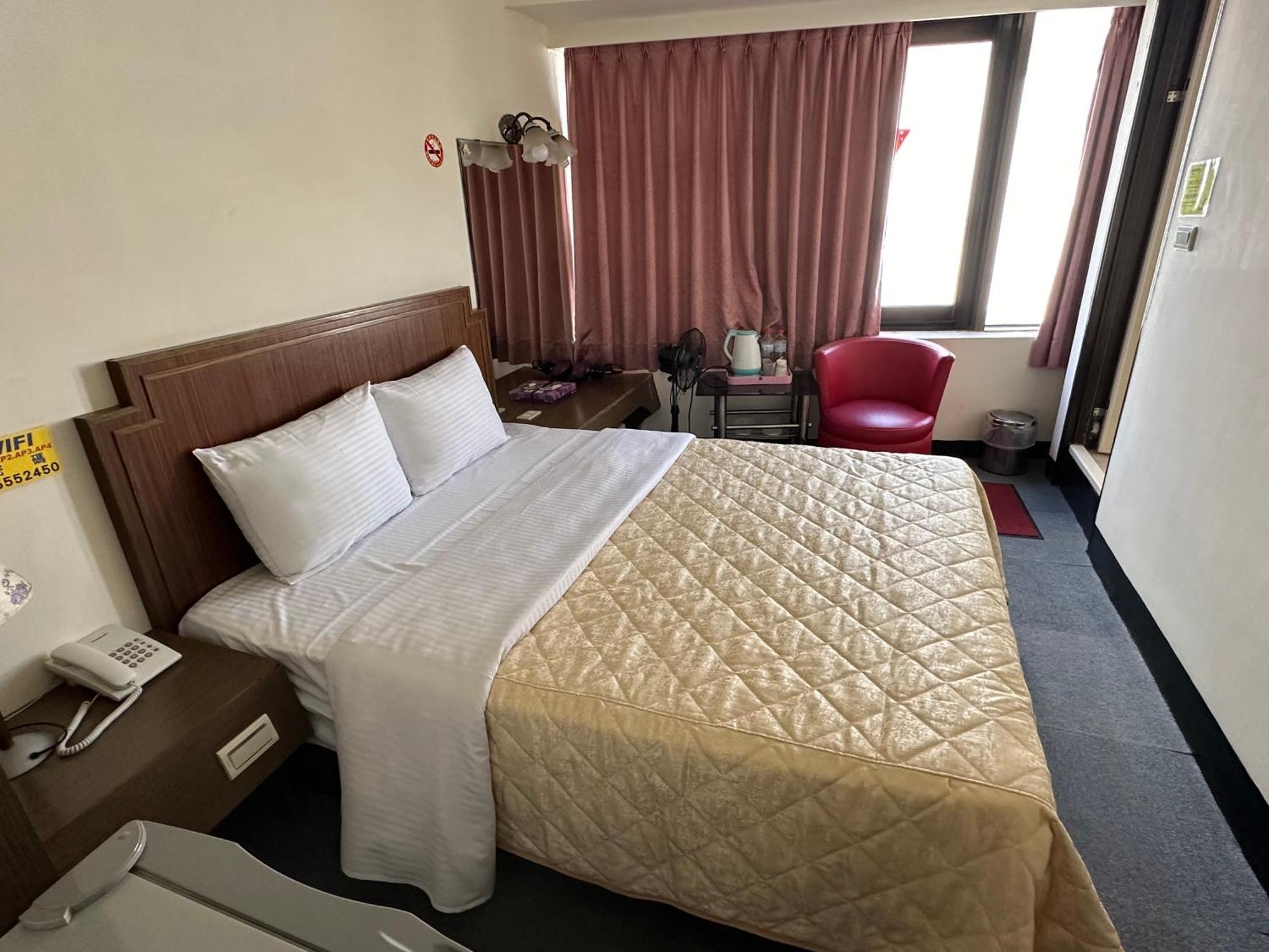 Chian Huei Business Hotel Taipei Exterior photo
